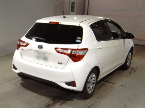 2019 Toyota Vitz NHP130[1]