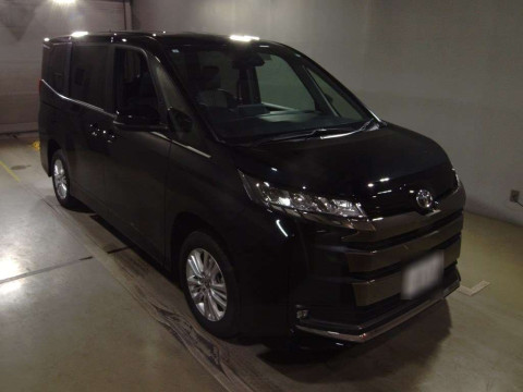 2024 Toyota Noah MZRA95W[2]