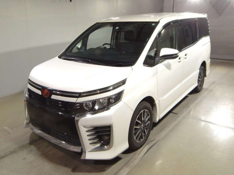 2014 Toyota Voxy ZRR85W[0]