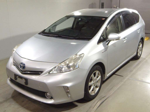 2014 Toyota Prius alpha ZVW41W[0]