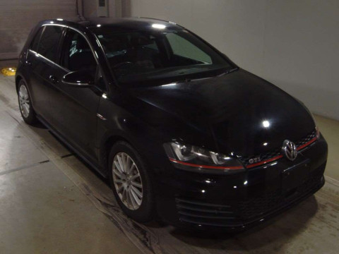 2016 Volkswagen GOLF GTI AUCHH[2]