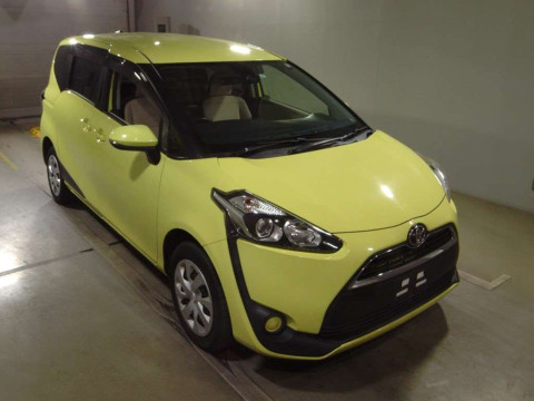 2015 Toyota Sienta NCP175G[2]