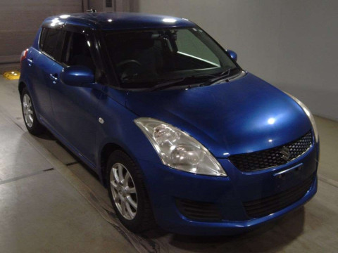 2012 Suzuki Swift ZC72S[2]