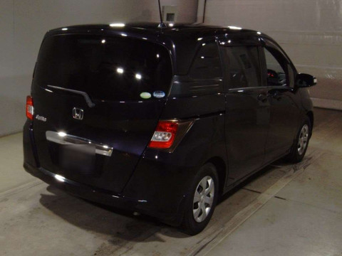 2012 Honda Freed Spike GB3[1]