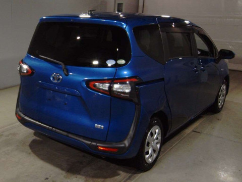 2015 Toyota Sienta NHP170G[1]