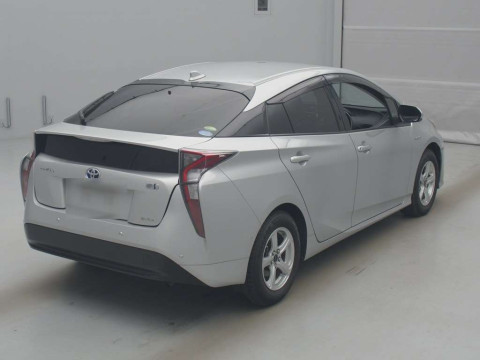 2018 Toyota Prius ZVW55[1]