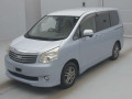 2011 Toyota Noah