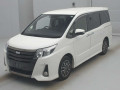 2017 Toyota Noah