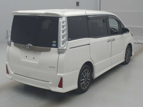 2017 Toyota Noah ZRR80W[1]