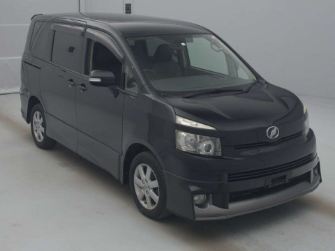 2008 Toyota Voxy ZRR75W[2]