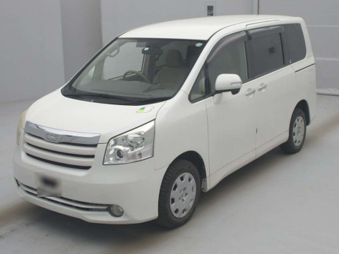 2010 Toyota Noah ZRR75G[0]