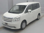 2010 Toyota Noah