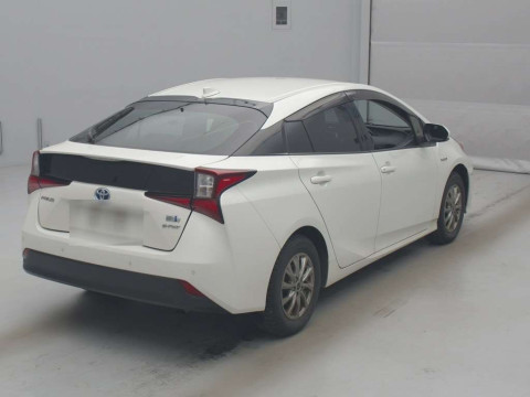 2020 Toyota Prius ZVW55[1]