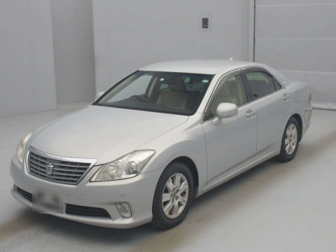 2012 Toyota Crown GRS200[0]