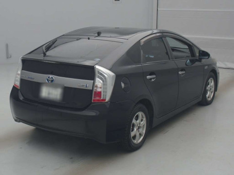 2012 Toyota Prius PHV ZVW35[1]