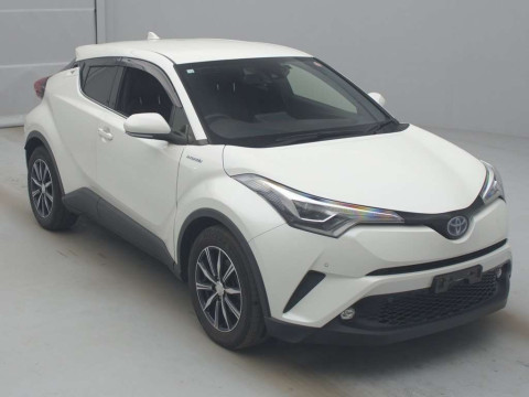 2018 Toyota C-HR ZYX10[2]