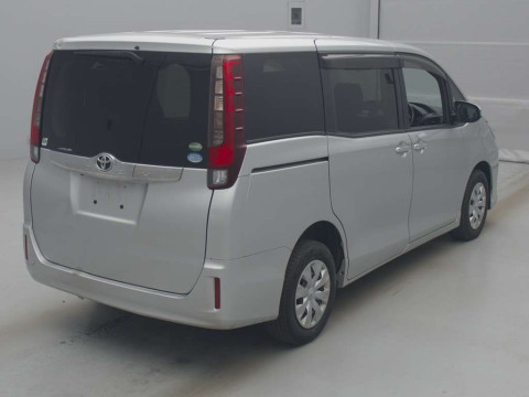 2016 Toyota Noah ZRR85G[1]