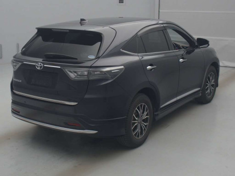 2015 Toyota Harrier ZSU65W[1]