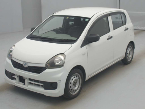 2016 Daihatsu Mira es LA300S[0]