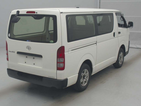 2017 Toyota Regiusace Van KDH206V[1]