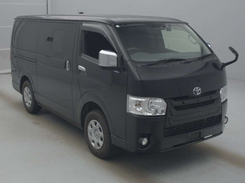 2020 Toyota Hiace Van GDH206V[2]