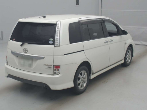 2015 Toyota Isis ZGM15W[1]