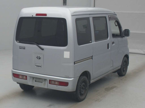 2016 Toyota Pixis Van S331M[1]