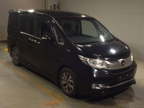 2015 Honda Step WGN Spada RP3[2]