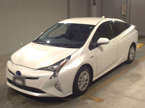 2018 Toyota Prius ZVW50[0]