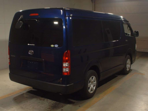 2006 Toyota Hiace Wagon TRH214W[1]