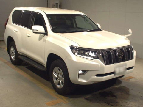 2019 Toyota Land Cruiser Prado TRJ150W[2]