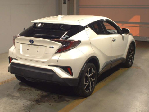 2018 Toyota C-HR ZYX10[1]