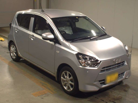 2020 Toyota Pixis Epoch LA350A[2]