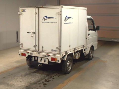 2014 Mazda Scrum Truck DG16T[1]