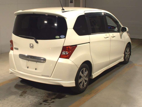 2010 Honda Freed GB3[1]