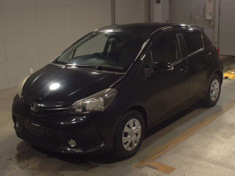 2015 Toyota Vitz NSP130[0]