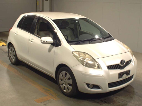 2008 Toyota Vitz NCP91[2]