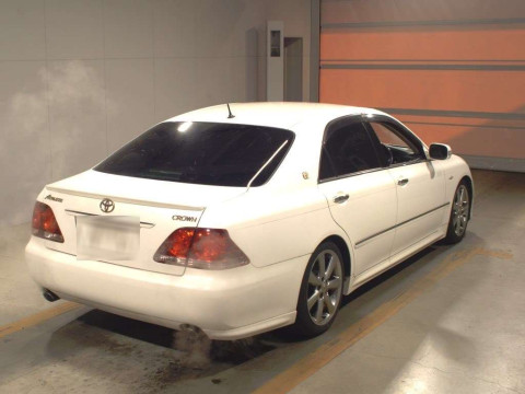 2006 Toyota Crown GRS184[1]