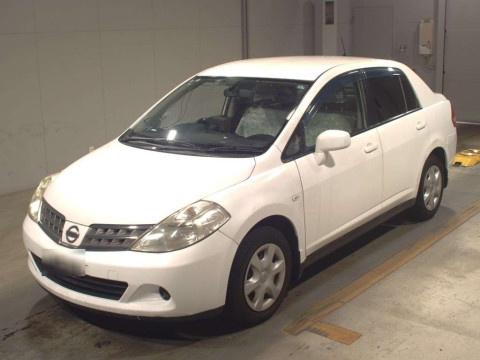 2011 Nissan Tiida Latio SC11[0]