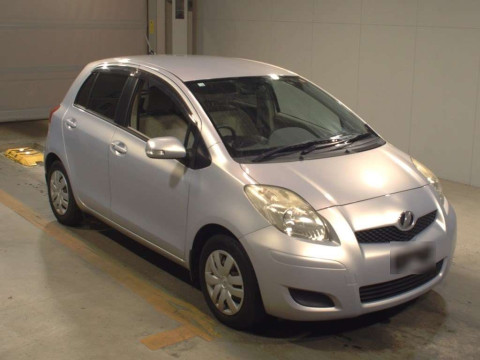 2008 Toyota Vitz SCP90[2]