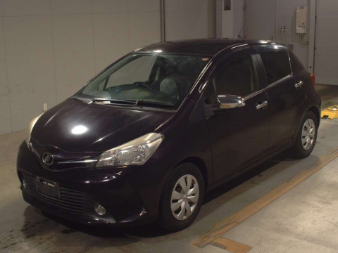 2014 Toyota Vitz NSP130[0]