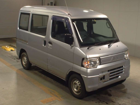 2013 Mitsubishi Minicab Van U61V[2]