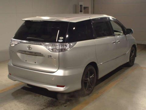 2011 Toyota Estima Hybrid AHR20W[1]