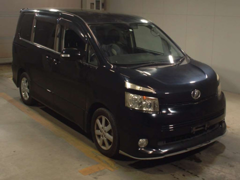 2008 Toyota Voxy ZRR70W[2]