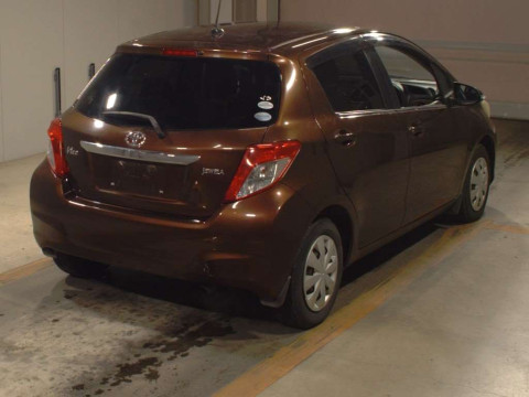 2012 Toyota Vitz NSP130[1]