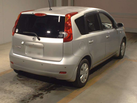 2011 Nissan Note E11[1]