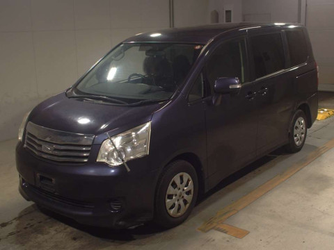 2011 Toyota Noah ZRR70G[0]