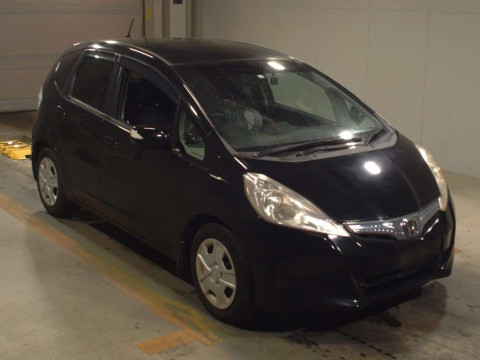 2011 Honda Fit Hybrid GP1[2]