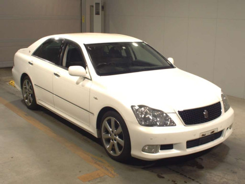 2008 Toyota Crown GRS180[2]