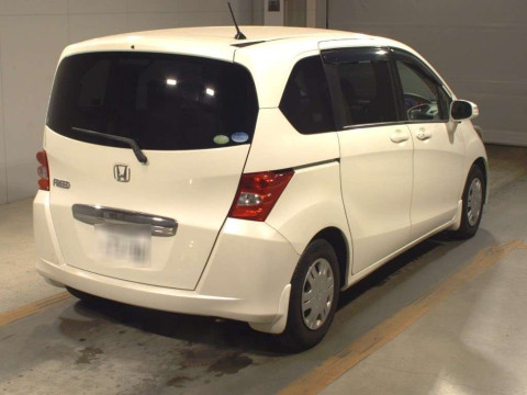 2011 Honda Freed GB3[1]